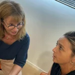 Coach de vie à Béziers accompagnant une personne vers la confiance en soi et l'épanouissement personnel
